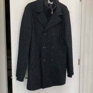 Charcoal men caban in recycled fibres